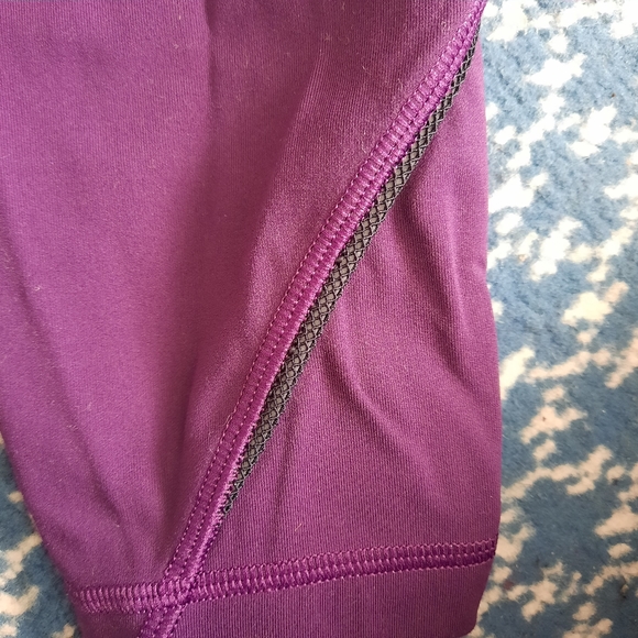 Lululemon | Leggings in Plum - Picture 6 of 7